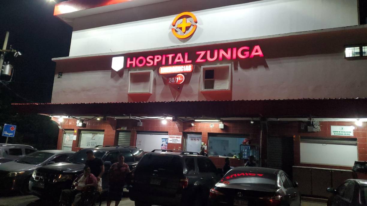 La víctima fue llevada a un centro hospitalario enfrente del restaurante pero lamentablemente falleció.