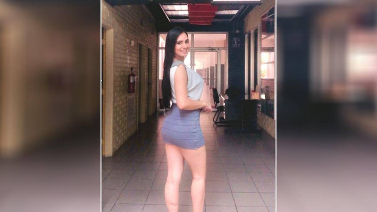 De acuerdo con el relato de testigos del hecho, el hombre chocó su vehículo, supuestamente de manera intencional, contra el carro de Riccy Moreno y después de discutir le disparó varias veces.