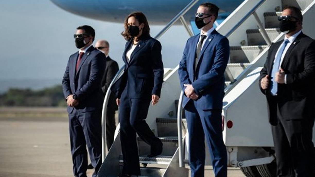 El objetivo del viaje de la vicepresidenta estadounidense es “profundizar la relación bilateral” con Honduras y “atender las causas de raíz de la migración en Centroamérica”, indicaron en la víspera altos funcionarios de la Administración estadounidense.