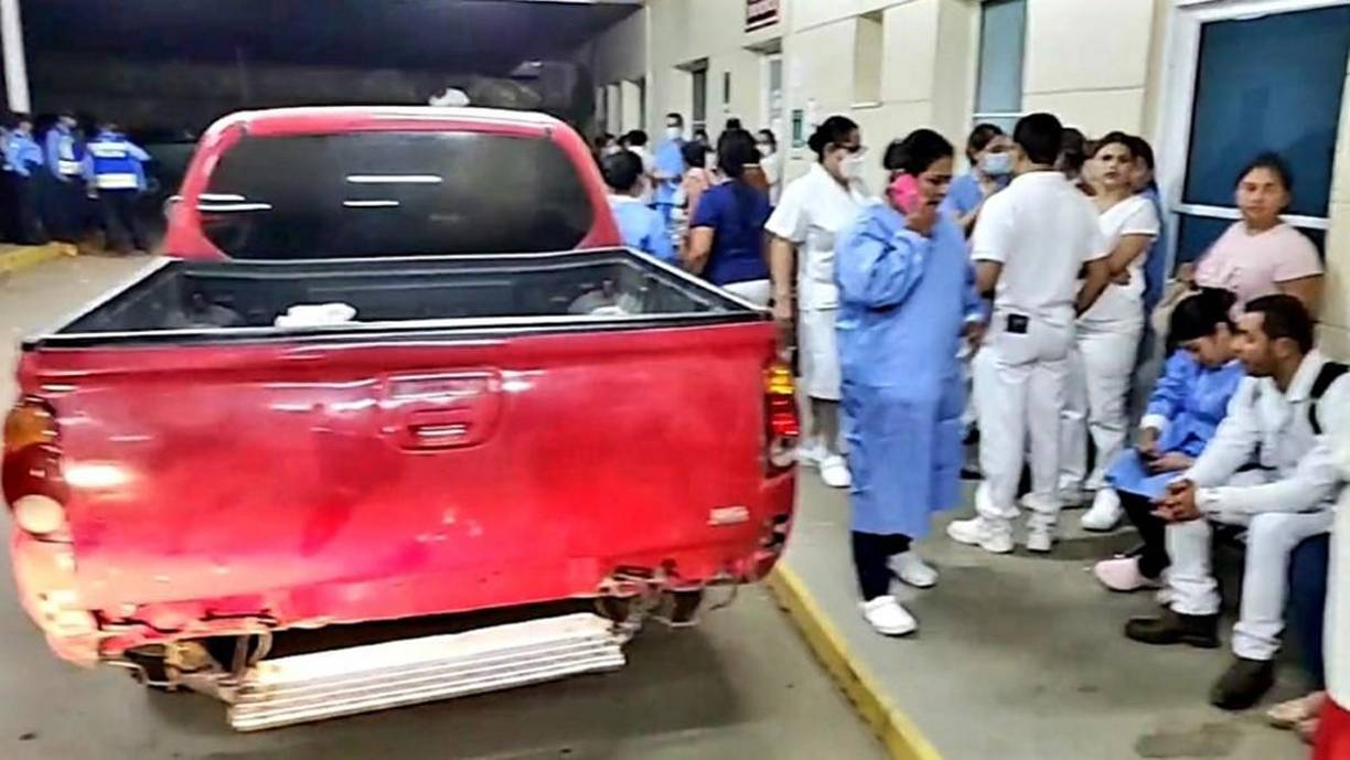 La Policía de Tránsito está investigando el hecho para esclarecer cómo ocurrió todo.