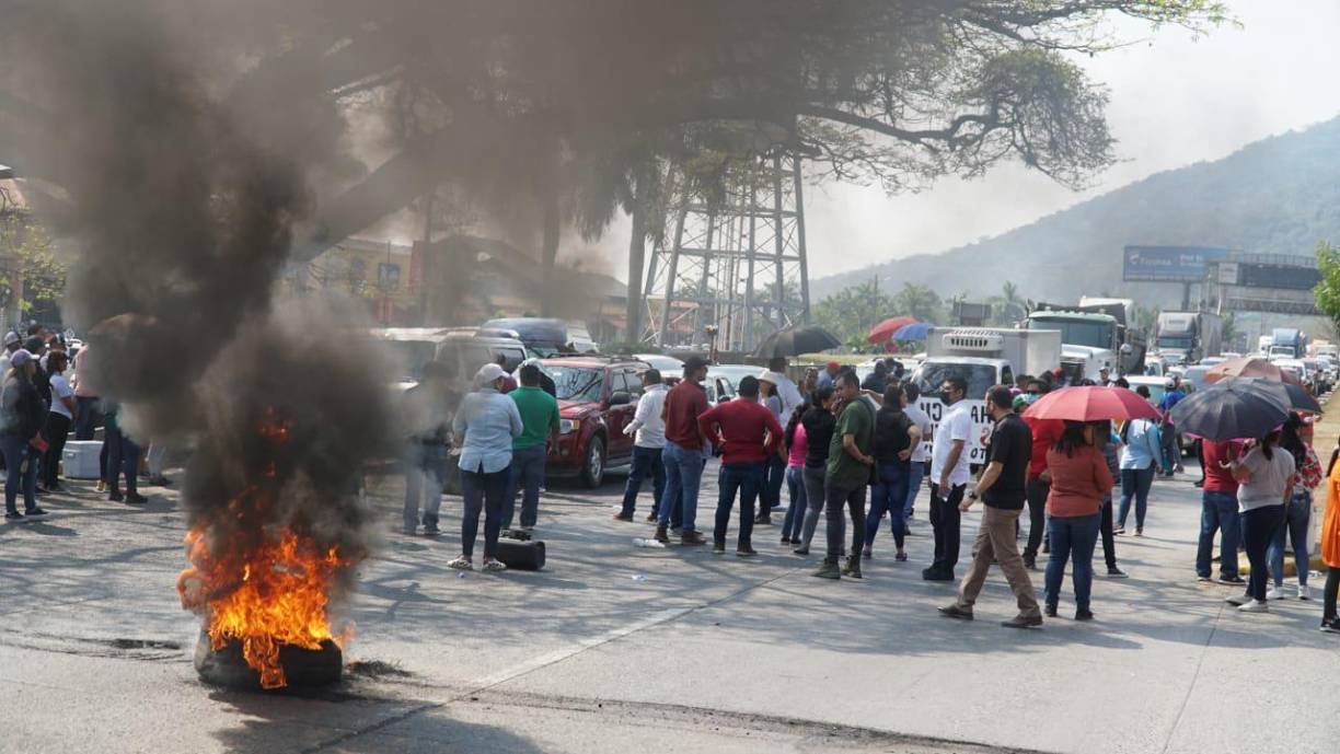 Empleados del Ministerio Público protestan en San Pedro Sula