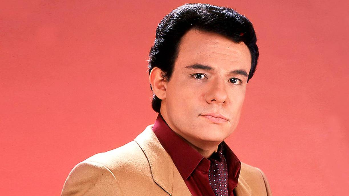 José José:El ‘Príncipe de la Canción’ luchó contra problemas de salud durante varios años, falleciendo el 28 de septiembre de 2019 en Miami, Florida, debido a complicaciones del cáncer de páncreas. Su muerte aconteció el 28 de septiembre de 2019. Su carrera estuvo marcada por interpretaciones icónicas de temas como ‘El triste’.