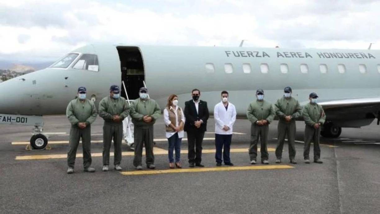 En noviembre del año pasado, el secretario privado de la presidenta, Héctor Zelaya, aseguró que la venta del avión estaba en ejecución, no obstante, era un proceso lento.