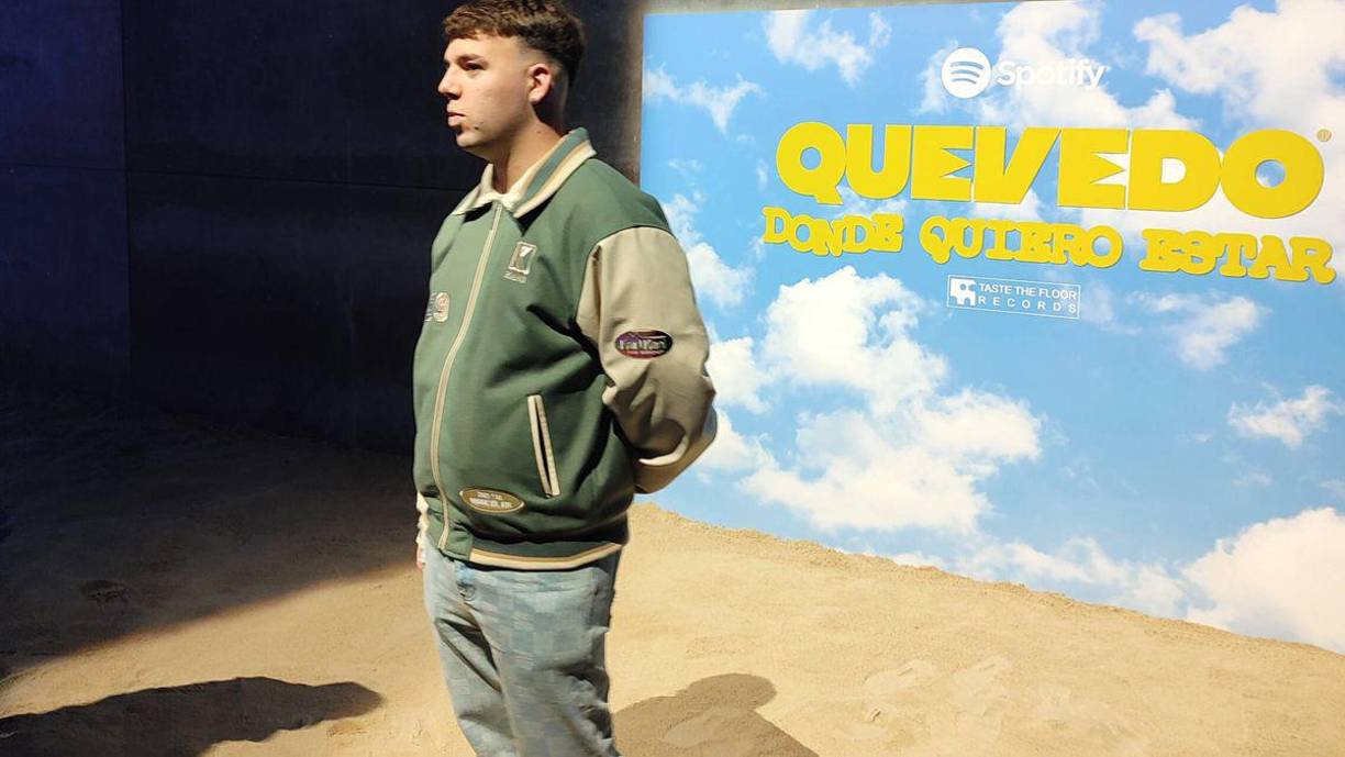 - ‘Donde quiero estar’, de Quevedo: Lo de este madrileño criado en Canarias fue llegar, conectar como portavoz de una nueva generación mientras algunos aún se preguntan por qué y arrasar con un debut de música urbana con influjo latino, que rompió registros en Spotify tras su estreno y que lo ha aupado a la posición de artista más escuchado en España en 2023, sin mencionar el éxito de su gira.