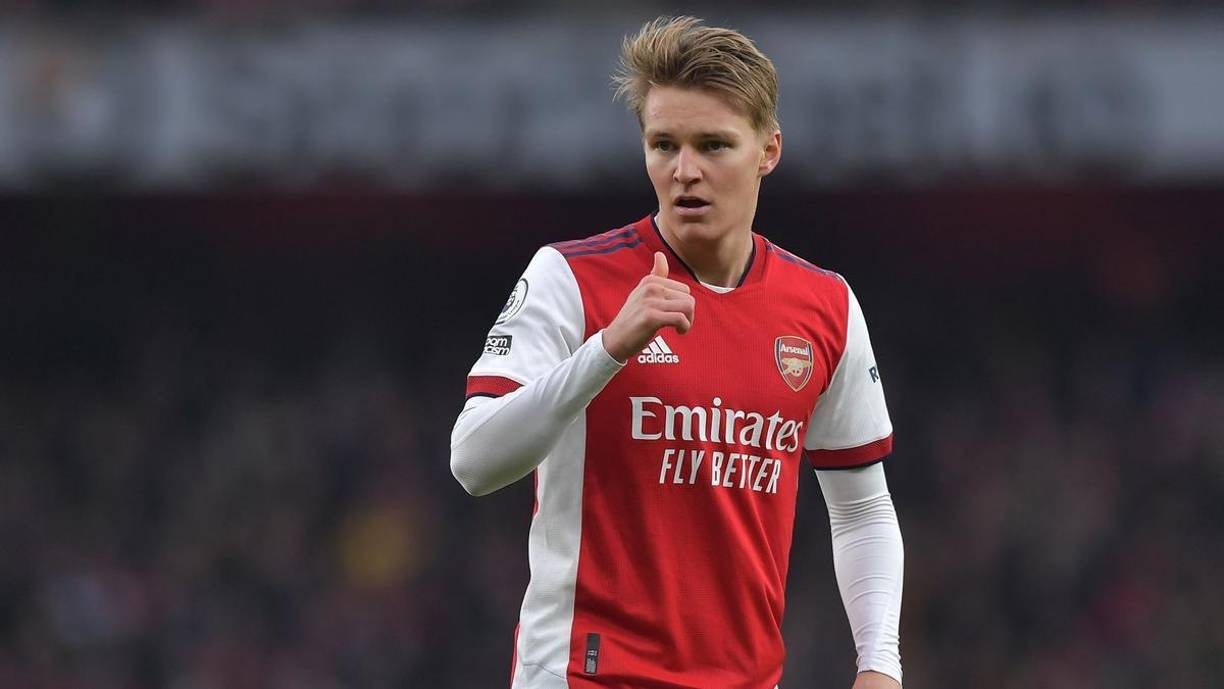 Martín Odegaard es uno de los futbolistas de la Premier que está en la órbita del PSG para la próxima temporada, así lo detalló ‘Daily Mail’.