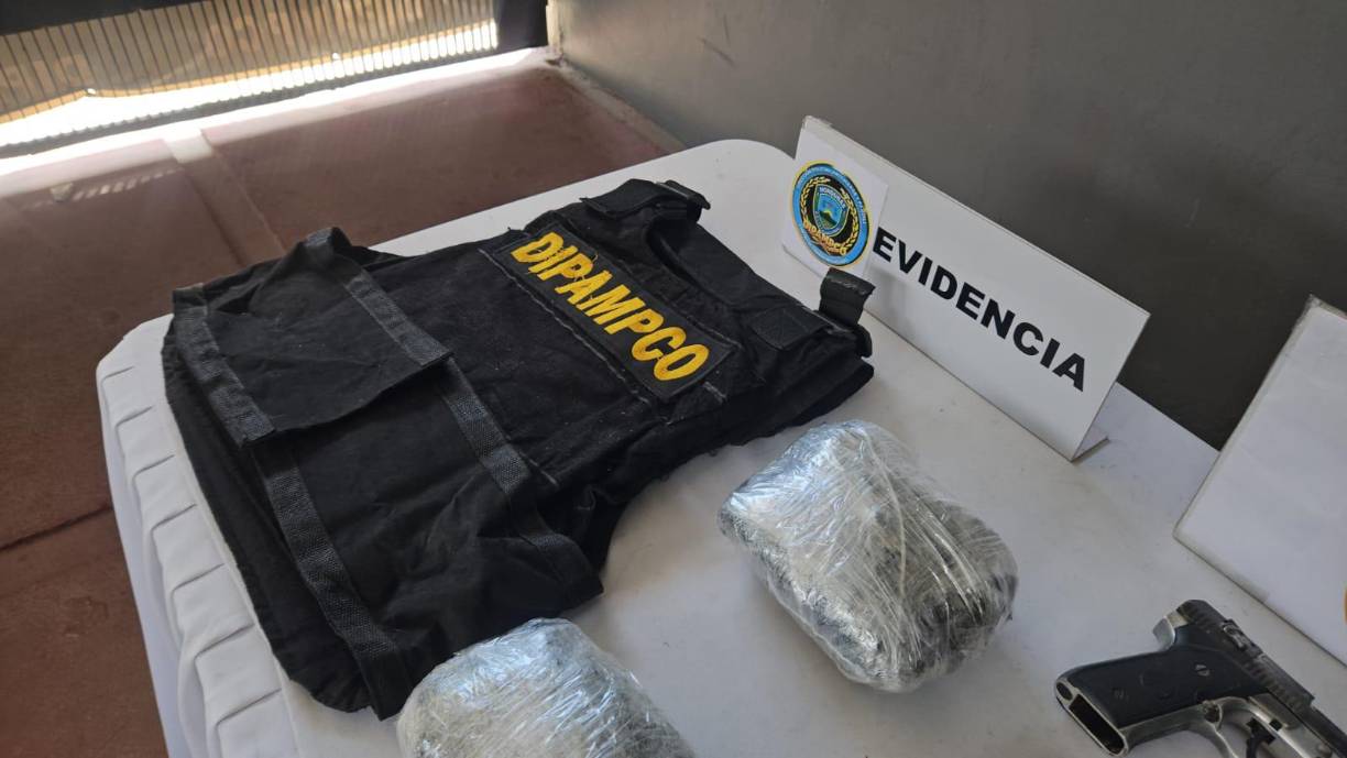 Había sido arrestado el 15 de octubre de 2020, el 5 de mayo del 2021 y el 20 de abril del 2023 por tráfico de drogas. 