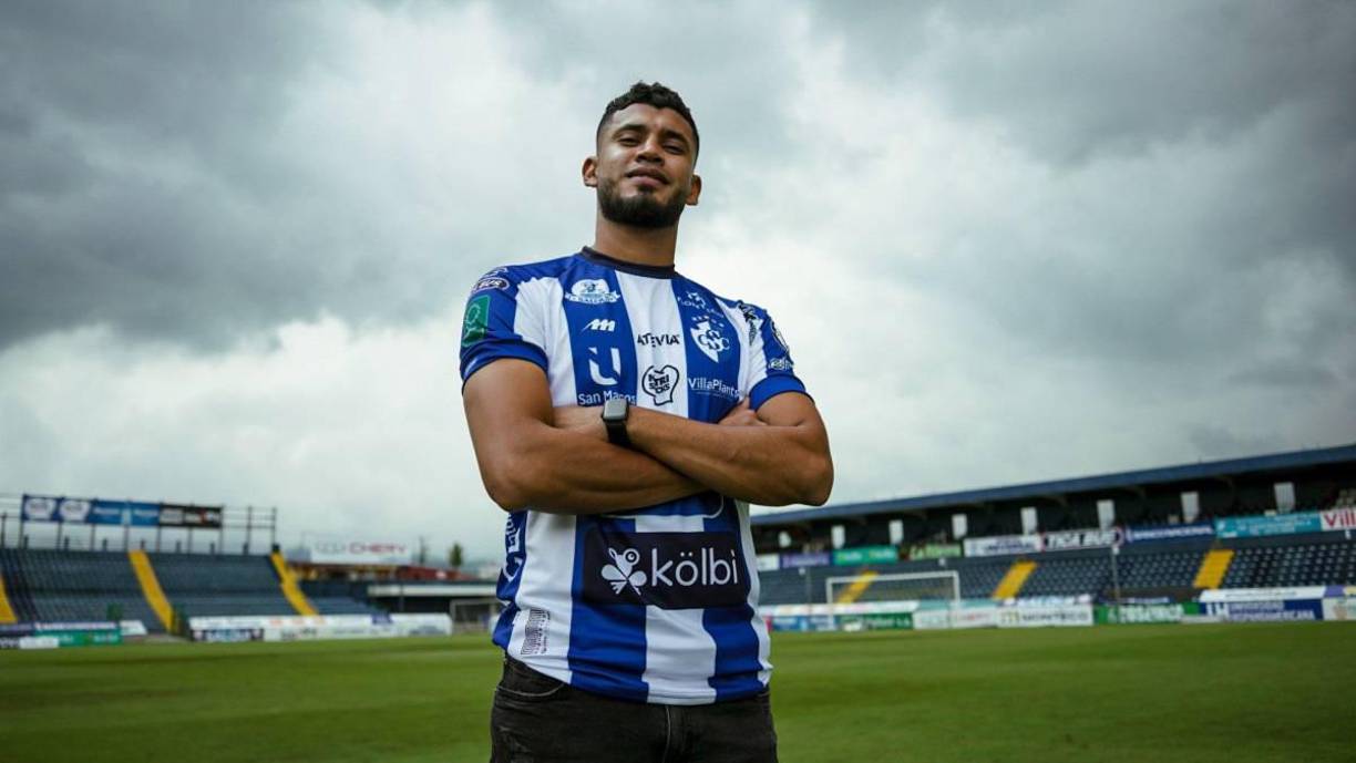 Marcelo Pereira - El defensor central es un opción latente para la Selección de Honduras, su llegada al Cartaginés tico le hizo recuperar su nivel y es pieza clave para el club que pelea los primeros lugares, tiene siete juegos y no se ha perdido ningún minuto. Rueda lo citó en su debut con la Bicolor en septiembre del 2023 frente a Guatemala y desde entonces no ha sido tomado en cuenta.