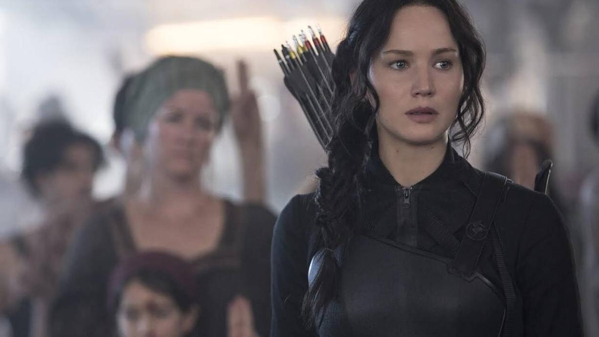 Los juegos del hambre: amanecer en la cosecha - Suzanne Collins regresa a Panem con una precuela que explora los 50º Juegos del Hambre y sigue al joven Haymitch Abernathy. Lionsgate confirmó la adaptación cinematográfica de este libro, que se publicará en marzo de 2025, y cuyo estreno está planeado para noviembre de 2026, algo lejano, pero habrá que seguirle la pista para ver cómo fluye su producción.