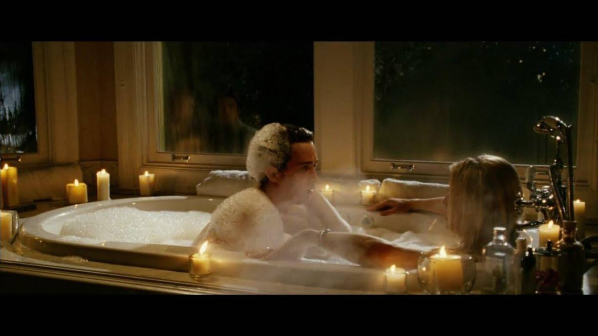 “Quiero decir, habría como 200 personas con las que nunca nunca me habría acostado”. 