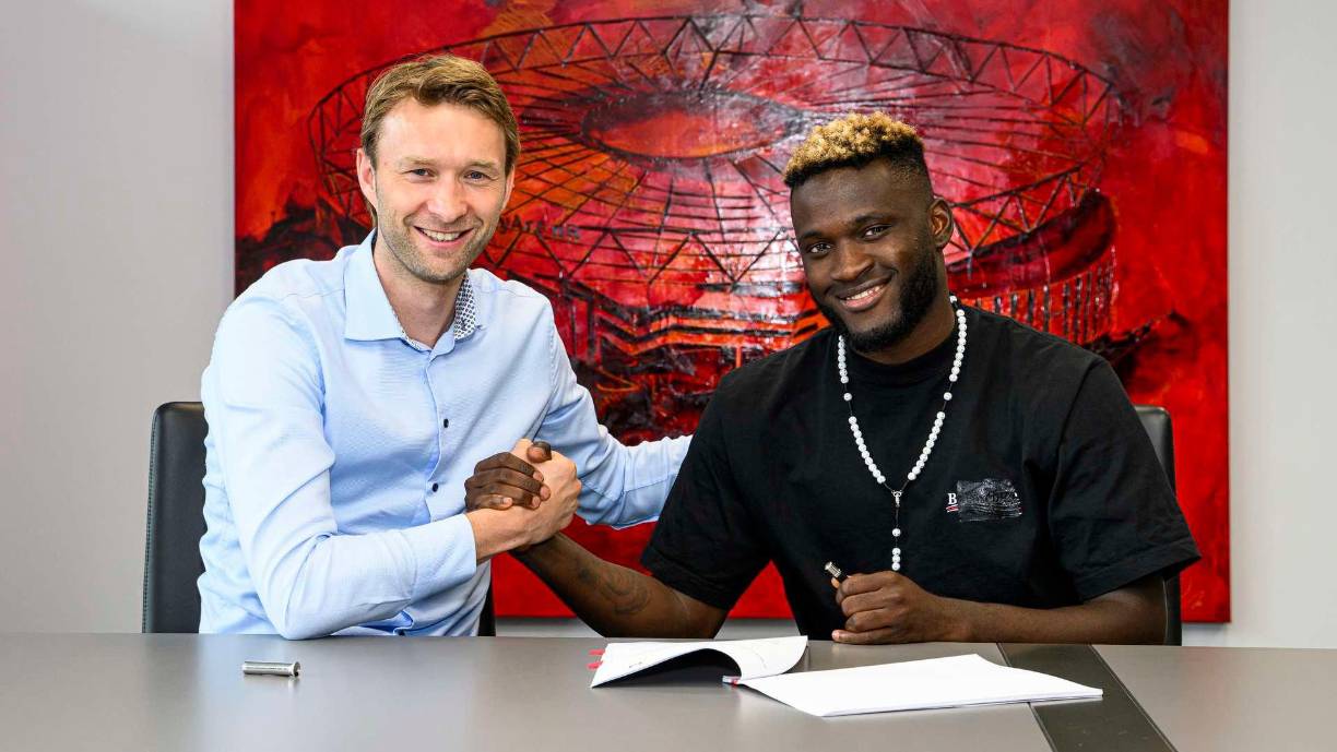 Victor Boniface se convierte en nuevo jugador del Bayer Leverkusen. El delantero nigeriano fichó hasta el 2028.