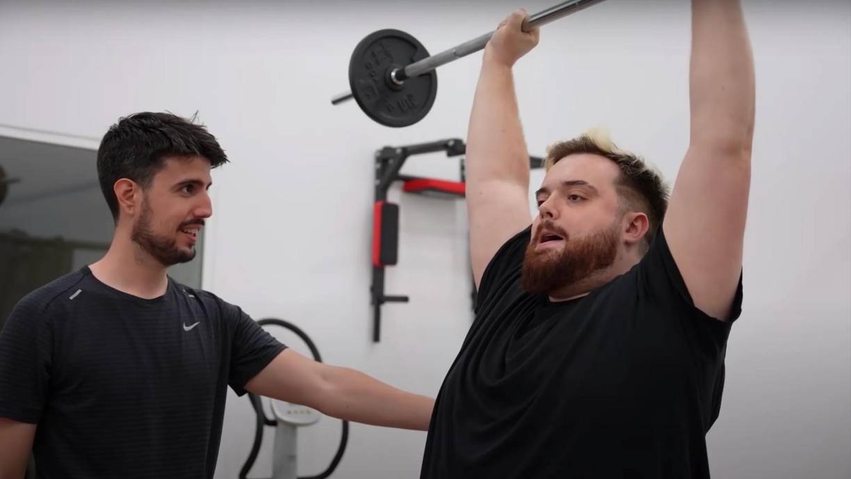 ”Jajaja, no te enfades, hombre, ya sabes cómo son las redes sociales”, empezó diciendo el streamer. 