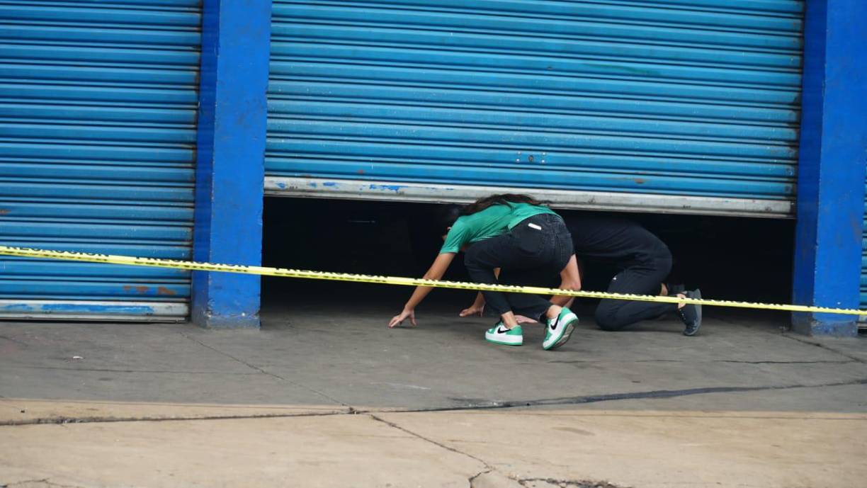 Los sujetos desconocidos le dispararon en repetidas ocasiones hasta quitarle la vida. 