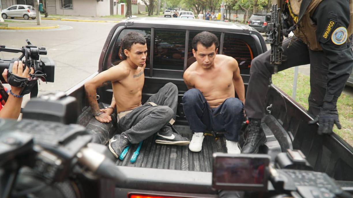 Los detenidos son tres jóvenes varones y dos muchachas.