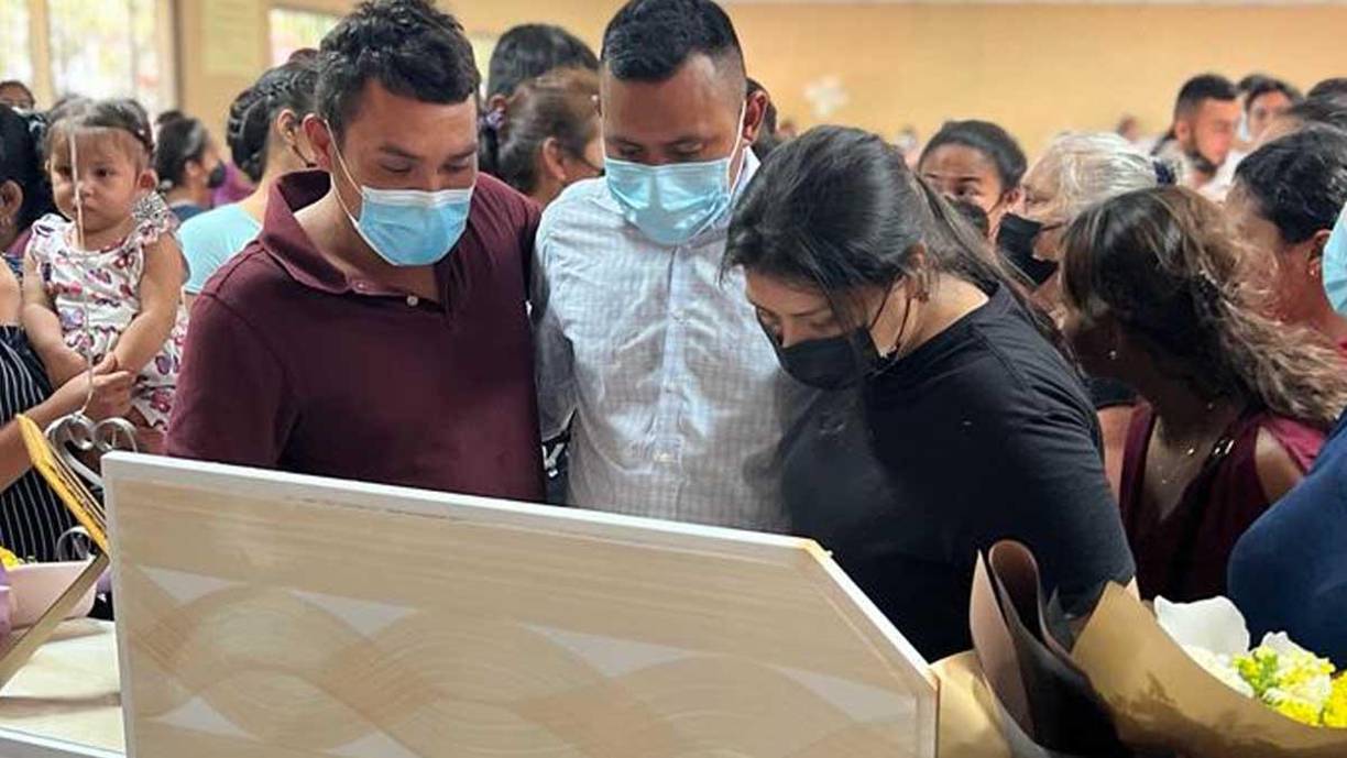  Nery falleció después que fueran despachado del colegio donde se había ido la energía eléctrica.