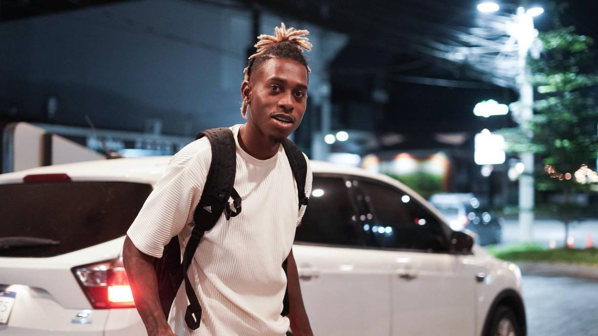 “Creo que la rivalidad que se tiene motiva, de pequeño iba al Olímpico a ver Honduras vs México y eran partidos a matar. La verdad sería muy bonita jugar, estar ahí, sería una ilusión muy grande”, comentó hace unos días a LA PRENSA. 