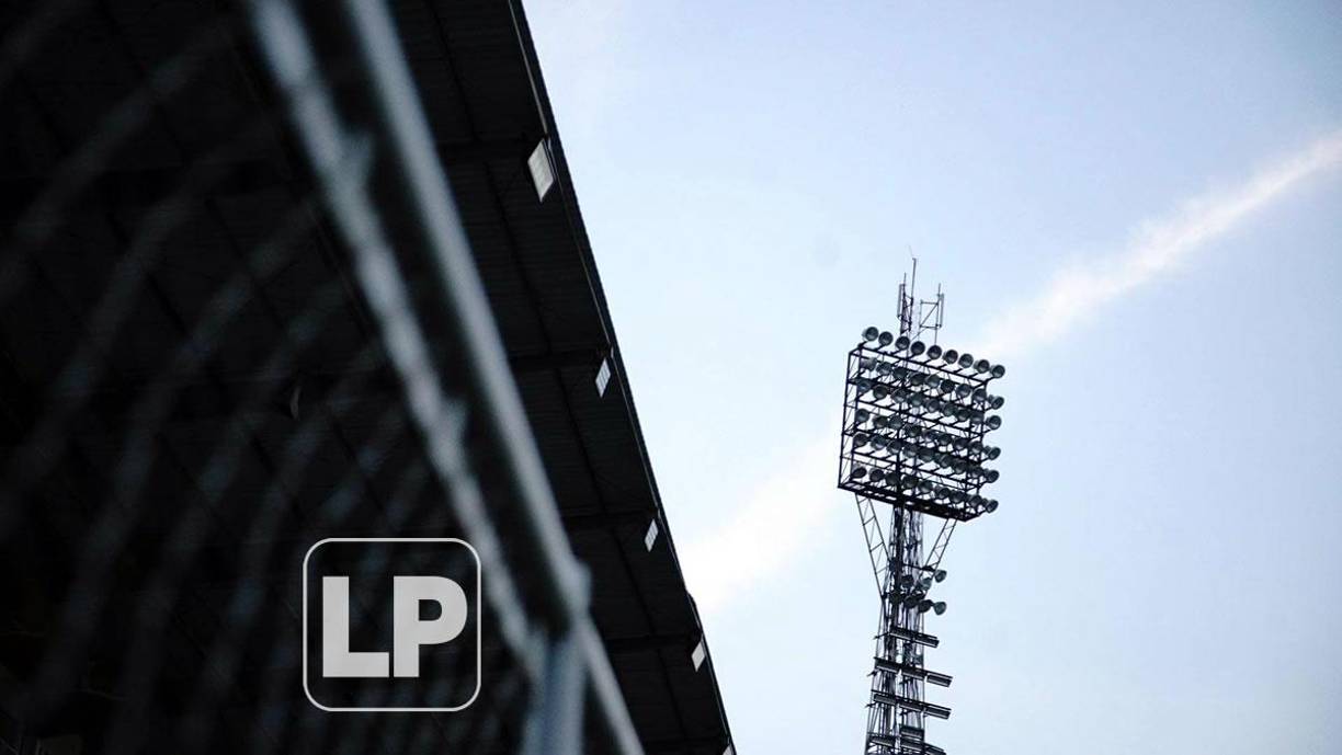 La Concacaf confirmó que el Morazán tiene la certificación para juegos internacionales luego de la instalación de lámparas Leeds en todo el techo de palcos.
