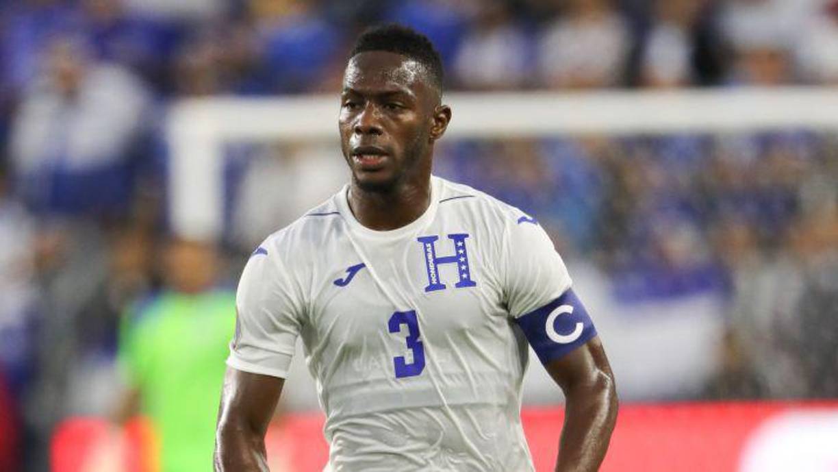Otro legionario sin club es el capitán de la Selección de Honduras, Maynor Figueroa. Se quedó sin contrato en el Houston Dynamo. 