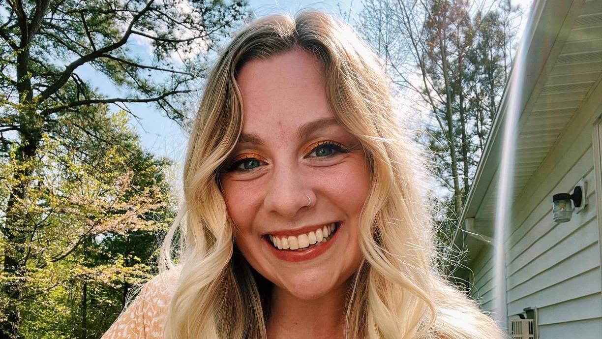 “Algunos días no son tan buenos y no puedo salir de la cama. Otros son mejores, cuando puedo levantarme e ir a las citas”, explicó Zwerner.