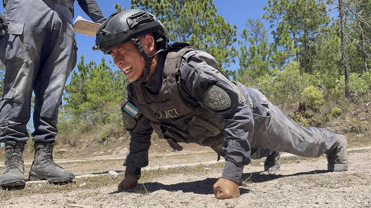 Para el influencer no ha sido fácil cada una de las etapas del entrenamiento.