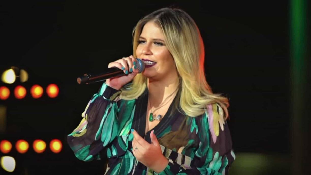 Por ahora, se desconocen las causas del accidente. Los bomberos confirmaron que “la aeronave transportaba a la cantante Marília Mendonça y que ella está entre las víctimas fatales”. 