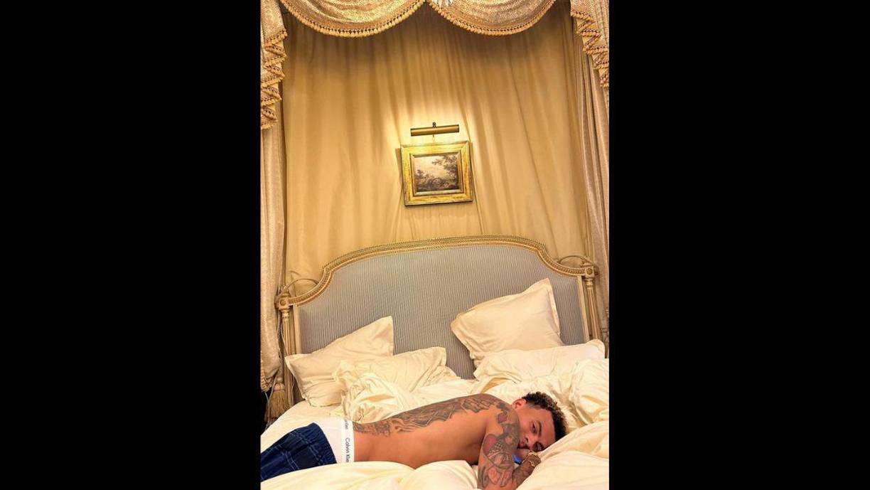 Bebidas y rodeado de chicas: Así fue la polémica fiesta de Dele Alli