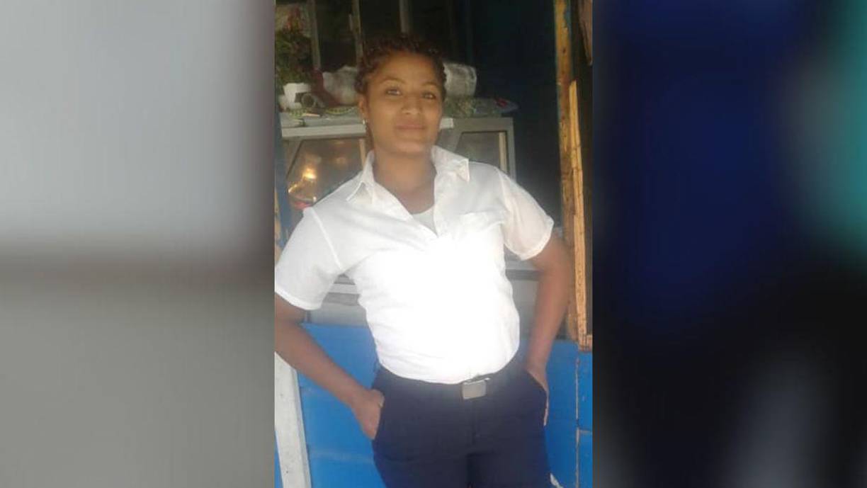 Graduada del colegio Rafael Pineda Ponce, Maryuri soñaba con un futuro mejor lejos de la violencia que asola su país.