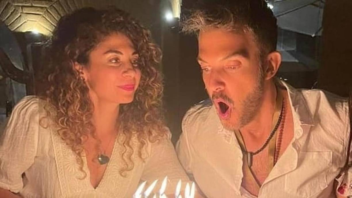 “Le debo muchísimo, porque ha sido una compañera incansable en los malos momentos, en los peores, en los buenos, ahí ha estado. Me ha tomado la mano y, bueno, vamos juntos”, dijo en 2020.