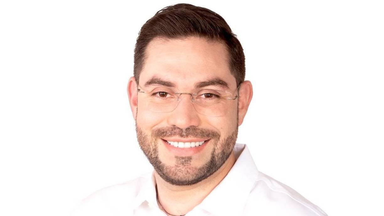 “Ni favores ni dispensas hacia nadie. Ayer se le encubrieron actos como ‘embriaguez aguda’ y daños a la propiedad privada”, aseguró Villanueva.