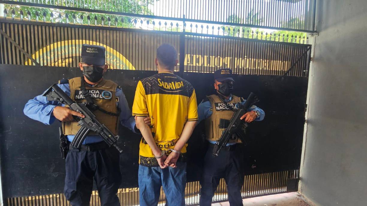 La detención se llevó a cabo en la colonia Miguel Ángel Pavón, ubicada en el sector Lomas del Carmen de esta ciudad.