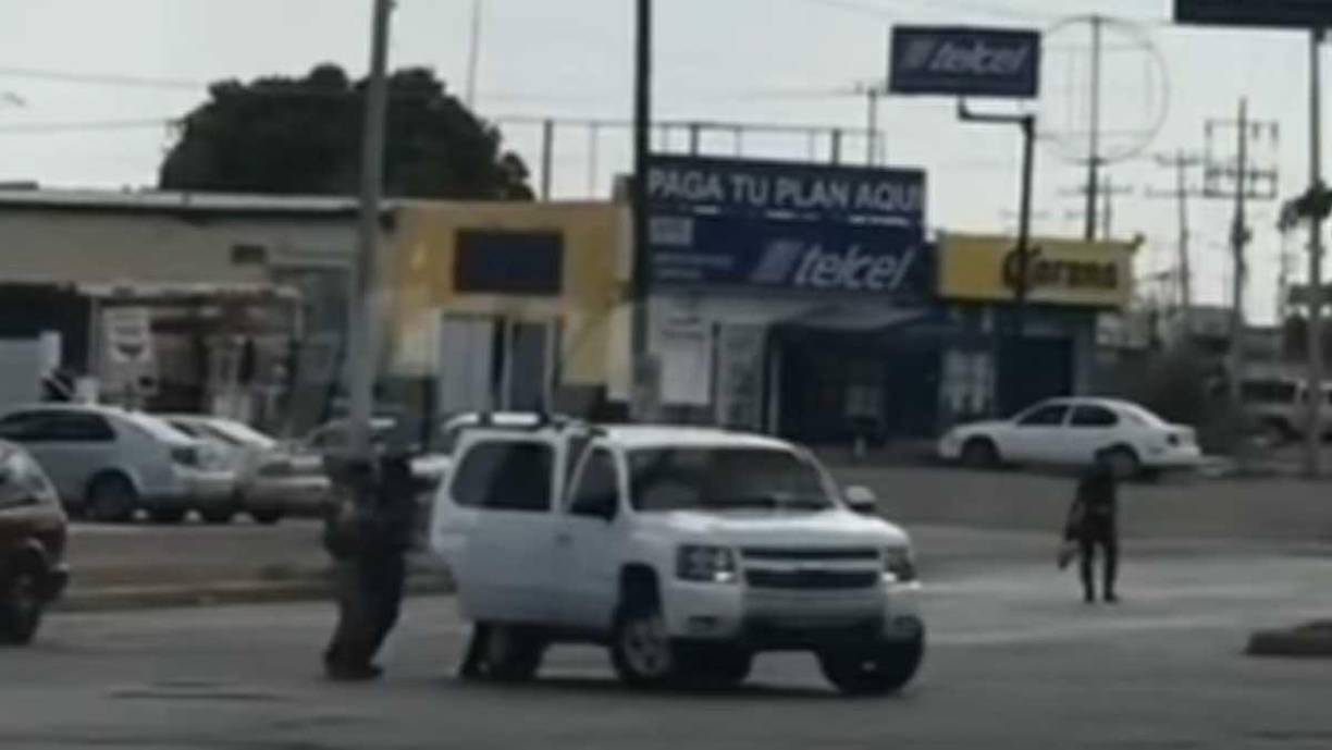  ”Con la negativa de ser sobornado, el personal militar demostró los valores militares de honor, valor, lealtad y espíritu de sacrificio, por lo que los integrantes de la delincuencia organizada escalaron a una actitud más agresiva”, señaló la fuente.