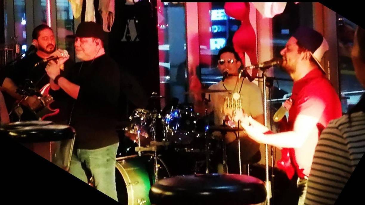 <b>LOS BABY SHOWERS</b>El grupo sampedrano se presenta este viernes desde las 8:00 pm en Cervecería La 20, ubicado en el barrio La Guardia en el bulevar Sur-Oeste. La bebida tendrá un precio de promoción y habrán snacks del foodtruck invitado Tredonne.