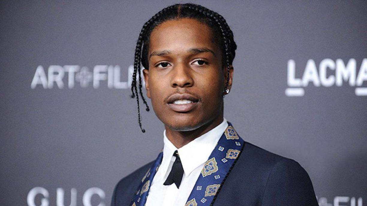 En esa ocasión fue puesto en libertad con una fianza de 550 mil dólares.