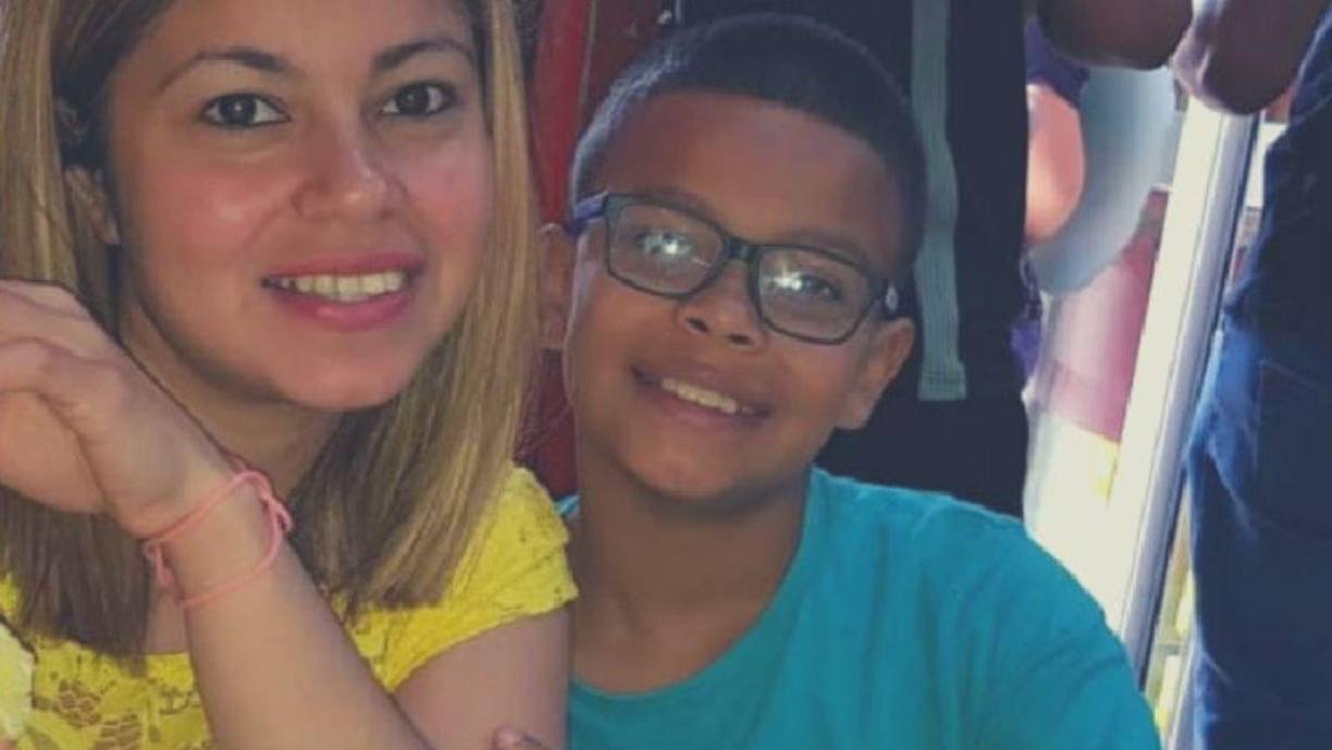 Cinco años después de la desaparición de su hijo Enoc Pérez, Karina Chinchilla compartió con emoción una gran noticia.