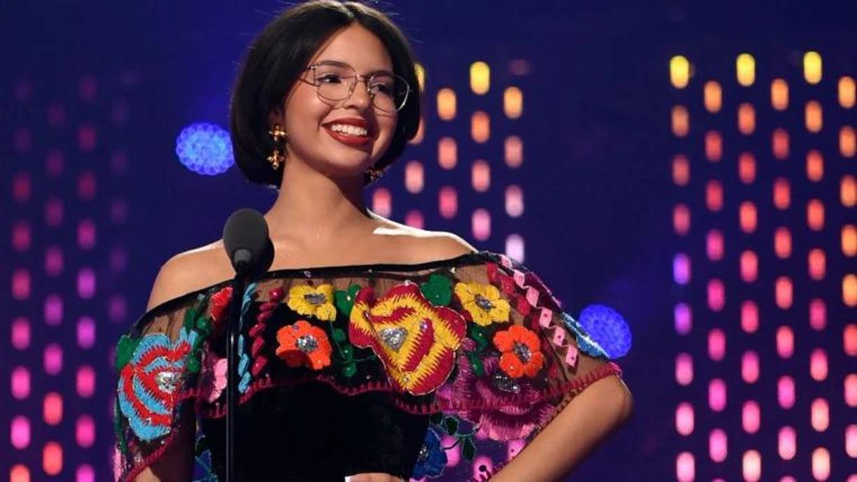 Otro momento con alta búsqueda por los internautras fue la filtración de un supuesto audio en el que presuntamente la cantante mexicana enfrenta a una mujer con la que su esposo le habría sido infiel.