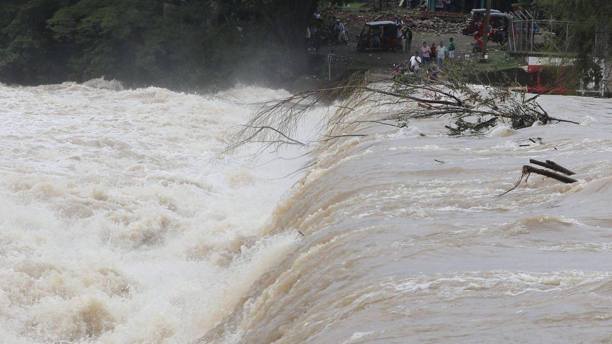  En promedio cada año se dan un promedio de 12 a 14 frentes fríos, pero este año se esperan entre 6 y 9 frentes fríos debido a esa intervención que va a tener la Niña. De acuerdo al sitio especializado El Tiempo.com la Niña sigue retrasando su llegada al Pacífico. ¿Pero qué es la Niña?