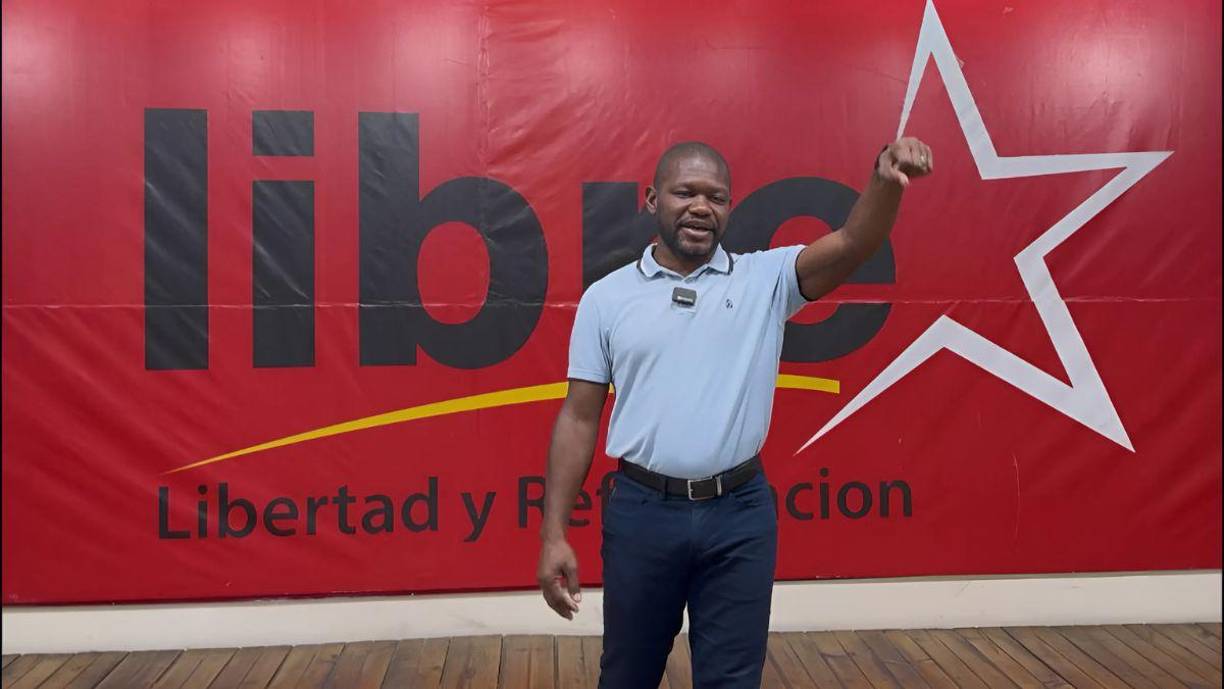 El exjugador también elogió la gestión actual del gobierno y manifestó su apoyo a <b>Rixi Moncada</b>, a quien calificó como la próxima presidenta de Honduras.