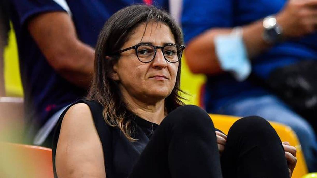 Otra exigencia de Lamari ha sido que su hijo cobre un porcentaje de la venta de camisetas que lleven su nombre, algo a lo que el Real Madrid parece no estar dispuesto a conceder. 