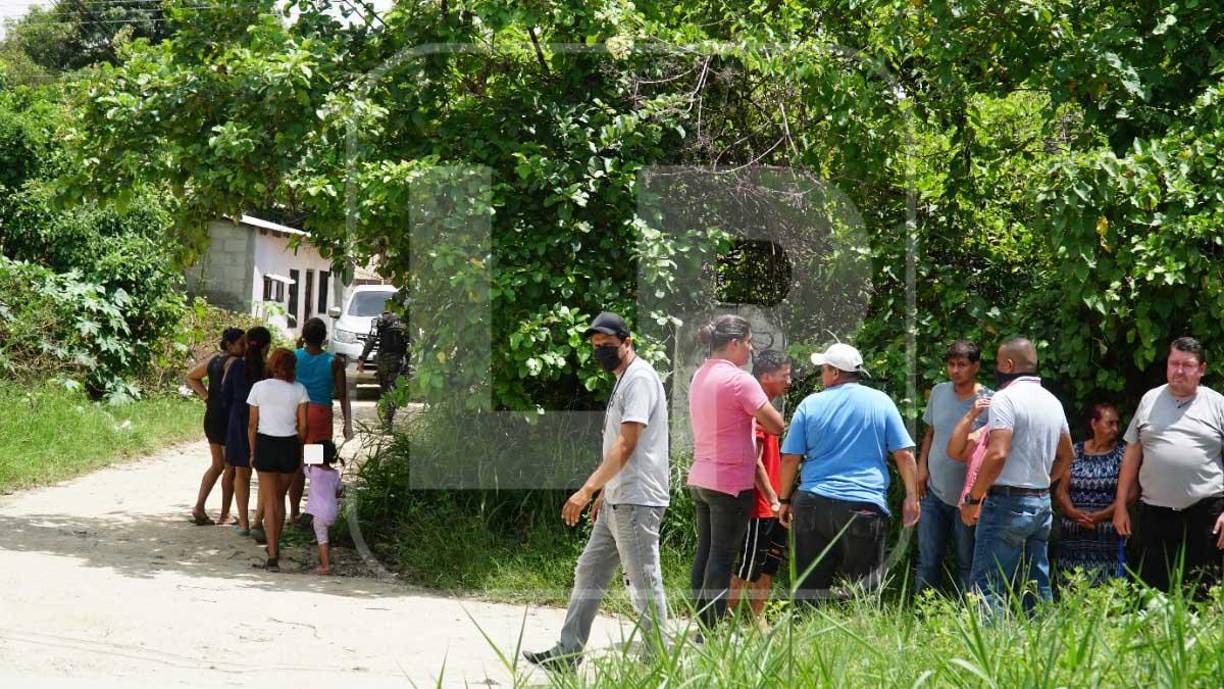 El jovencito fue descrito como una persona tranquila, sin problemas con nadie y muy querido por sus vecinos. Trabajaba con su madre vendiendo comida.