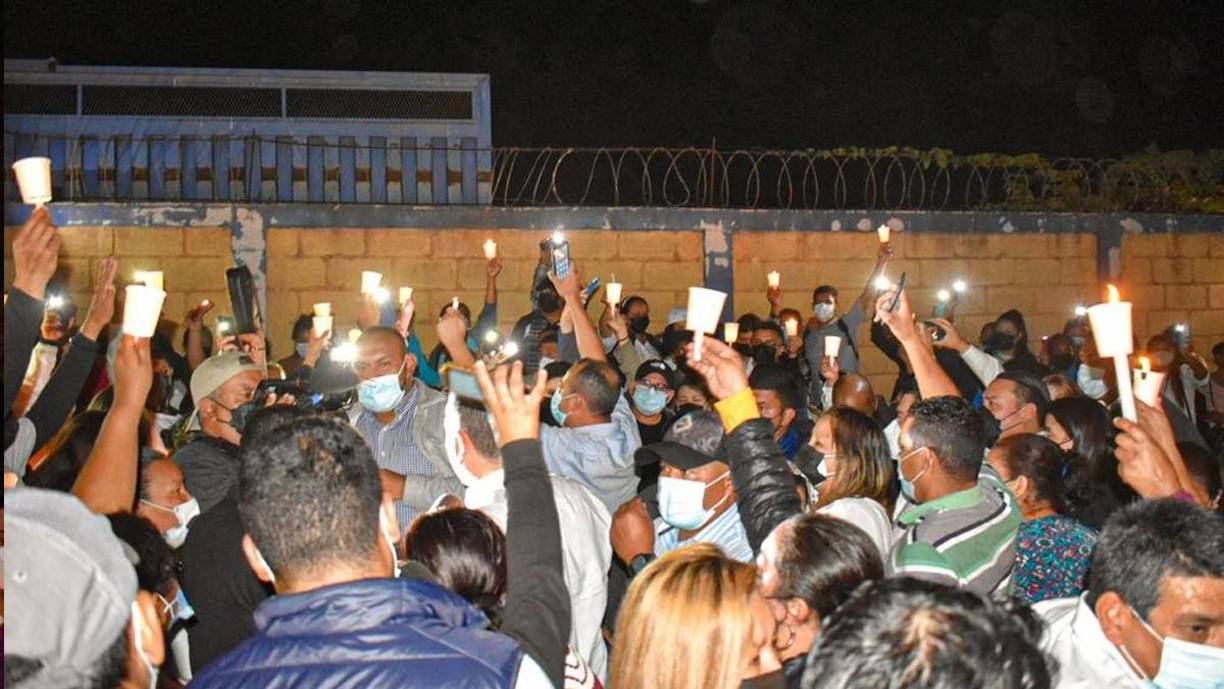 “¡No estás solo!”, así apoyan a Juan Orlando Hernández sus seguidores