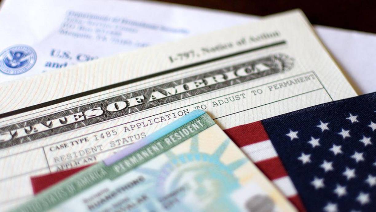 En el caso de los Dreamers más conocido el programa cómo Daca, pedirán que se mantenga la protección de la ley por 10 años más para todos aquellos que puedan demostrar su buen carácter moral y que tengan más de 10 años en el país.