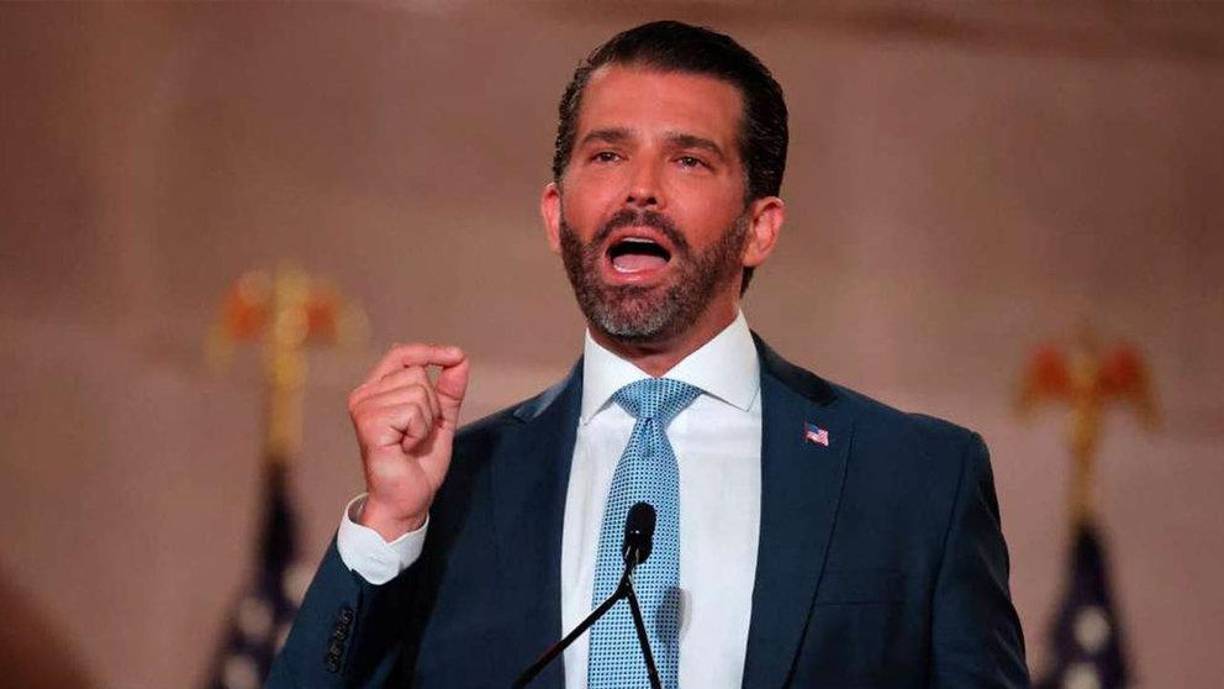 Donald Trump Jr, de 46 años de edad, es el primogénito del magnate y su fallecida esposa, Ivana Trump. Don, como lo llama su padre de cariño, tiene el rol más prominente de sus hermanos en la campaña. Fue clave para la elección del compañero de fórmula de Trump, el senador por Ohio, J.D. Vance, quien es su gran amigo personal.