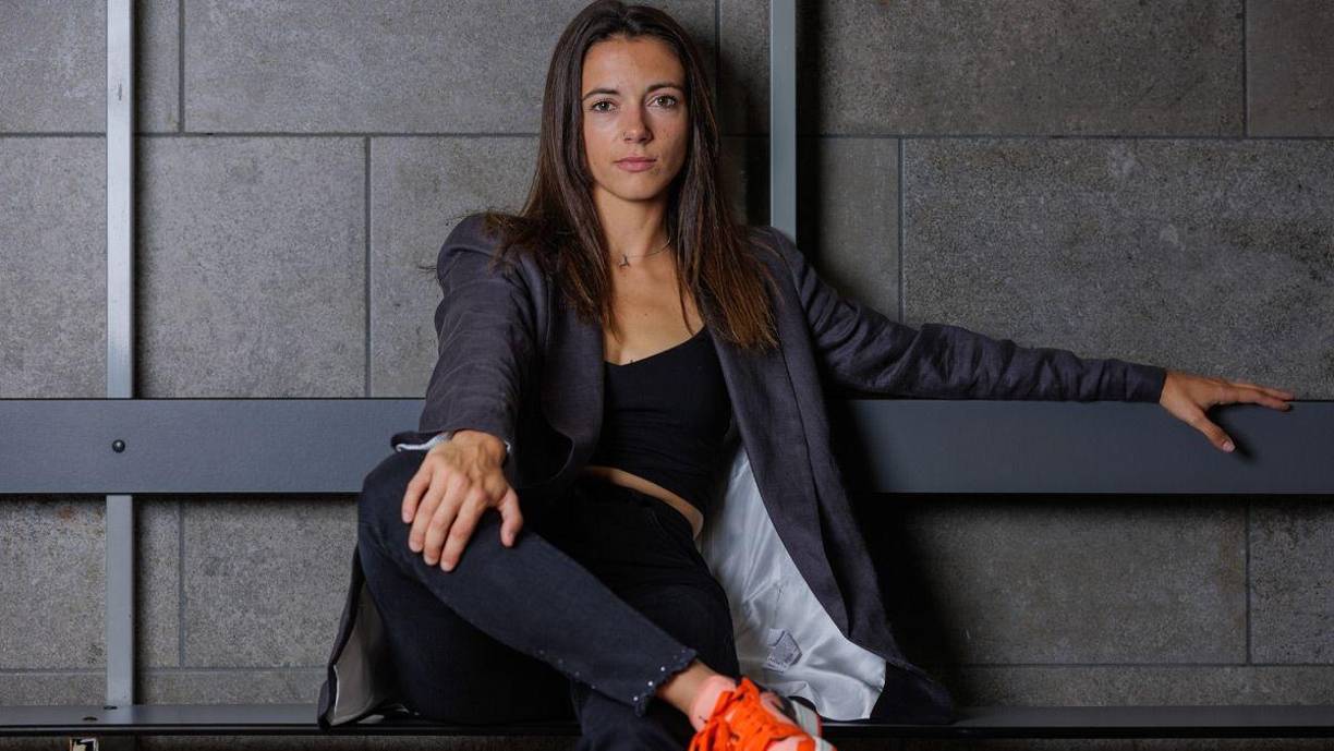 ‘Aitana Bonmatí Conca’ vio la luz repasando toda su carrera y dejando una emblemática conversación con otro de los grandes símbolos del barcelonismo: Pep Guardiola.