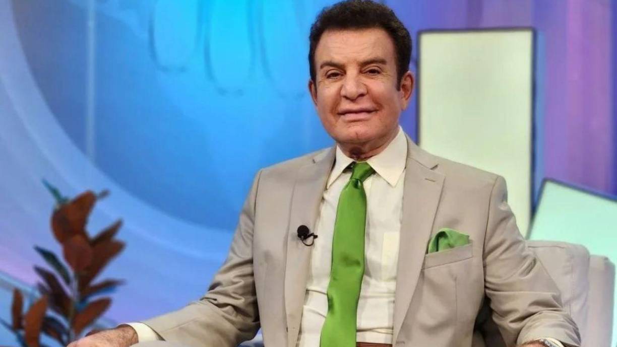 Salvador Nasralla dijo que, en un principio, el programa Cinco Deportivo se transmitía de noche los domingos, ya que el ingeniero no gozaba de levantarse temprano. Otro aspecto curioso es que ha sabido adaptar a cada audiencia, puesto que en 40 años todo cambia y le dio el mérito a su equipo de trabajo para poder entregar el mejor producto cada domingo. Otro dato jocoso que reveló Salvador Nasralla fue que su temperamento ha cambiado, en el pasado llegó a romper puertas por la cólera de trabajos mal hechos, apuntando que ahora es mucho más relajado. Además, ha generado algunas polémicas durante las transmisiones deportivas, ya que se expresa “sin pelos en la lengua”. 