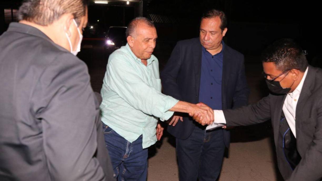 “Ella podrá ser atendida en casa y más adelante seguiremos intentando lograr que se haga justicia en todo”, expresó el expresidente hondureño.