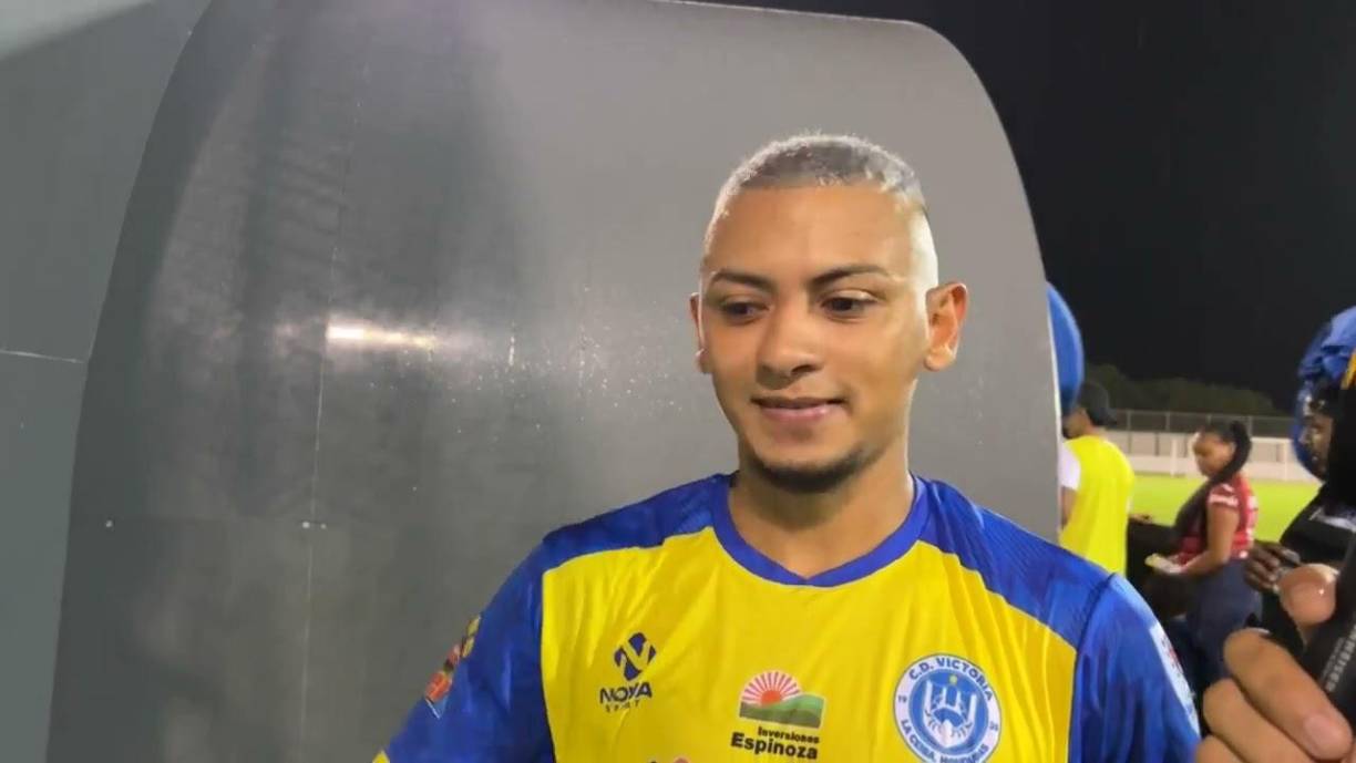 Motagua, por intermedio de Emilio Izaguirre, reveló que siguen interesados en fichar al volante hondureño Alexy Vega: “No hemos parado de negociar con el presidente Victoria, Javier Cruz, pero no llegamos al precio porque él no lo quiere negociar en Honduras y en ese sentido no podemos hacer mucho, pero vamos a seguir platicando”, dijo.