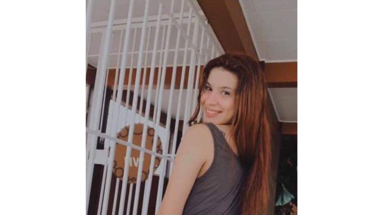 Pero días antes de su muerte, según personas cercanas a ella, solía expresar tristeza en redes sociales, aunque nunca dijo por qué.