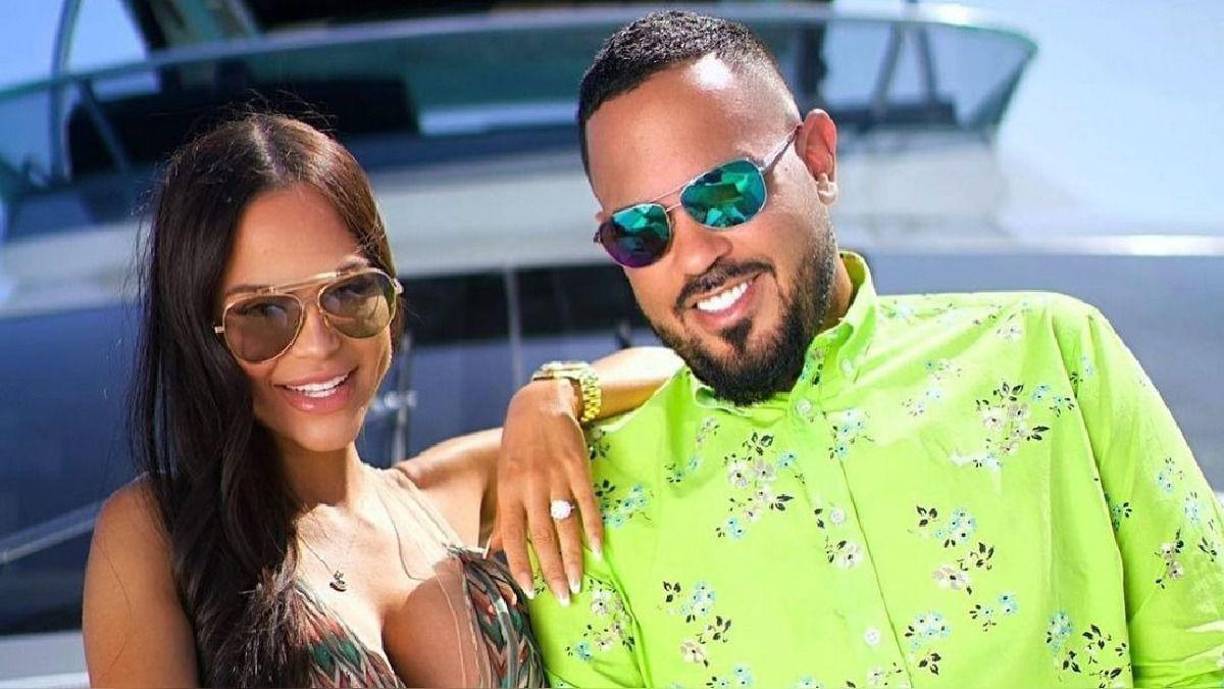 Posteriormente fue llevado al Centro Federal de Detención en Miami, donde denunció que estaba sometido a unas condiciones pésimas de higiene, y de ahí se le trasladó a una prisión federal en Carolina del Norte.