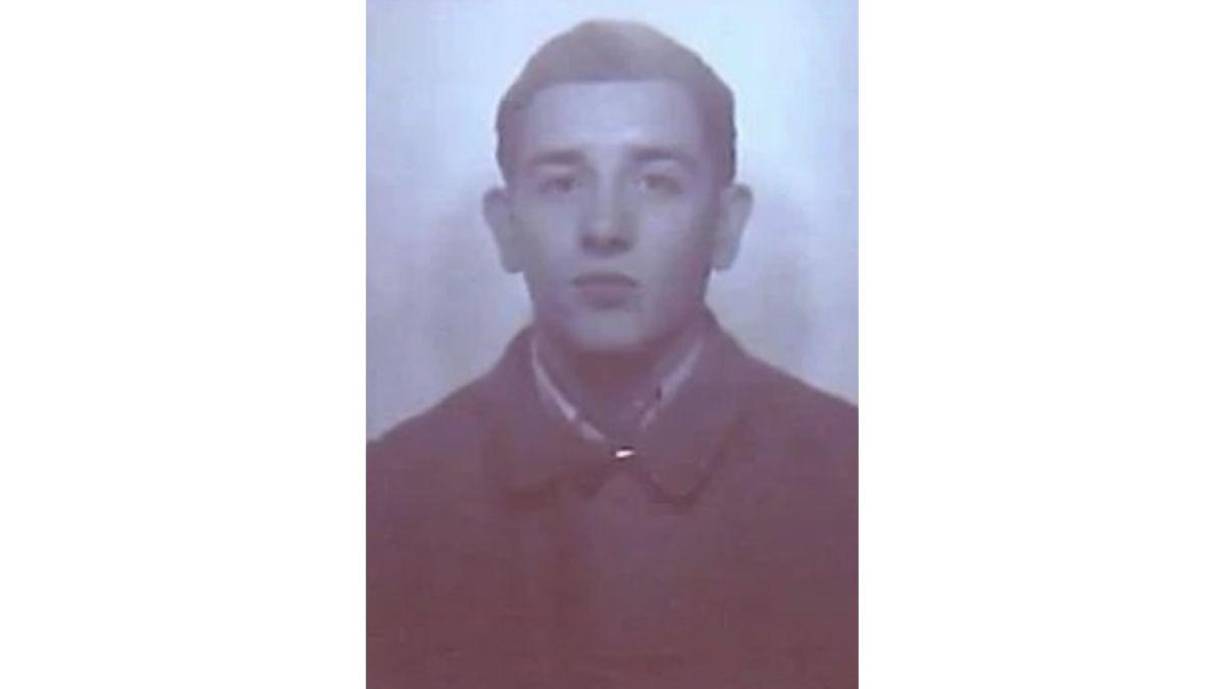 El misterio comenzó el 16 de enero de 1977, cuando unos senderistas encontraron el cuerpo congelado de un hombre en una cueva situada cerca de Pinnacle, en Albany Township.