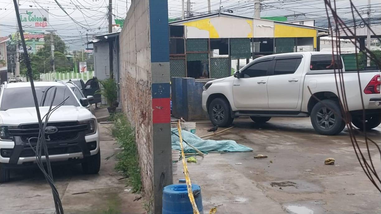 La familia de Edwin piden justicia y que las autoridades esclarezcan el crimen.