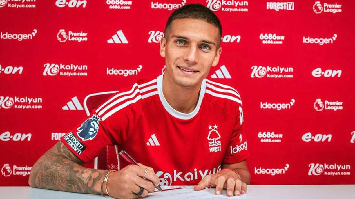 El centrocampista argentino Nicolás Domínguez ha llegado traspasado al Nottingham Forest, procedente del Bolonia italiano. El once veces internacional con Argentina ha firmado un contrato de cinco años con el Forest y vestirá el número 16.